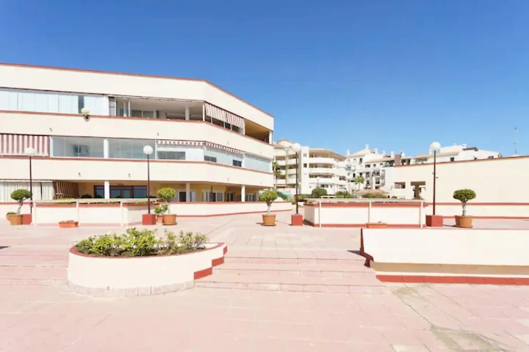 Chic Beachfront Flat With Amazing Sea Views And Private Indoor Parking Benalmádena 0*,